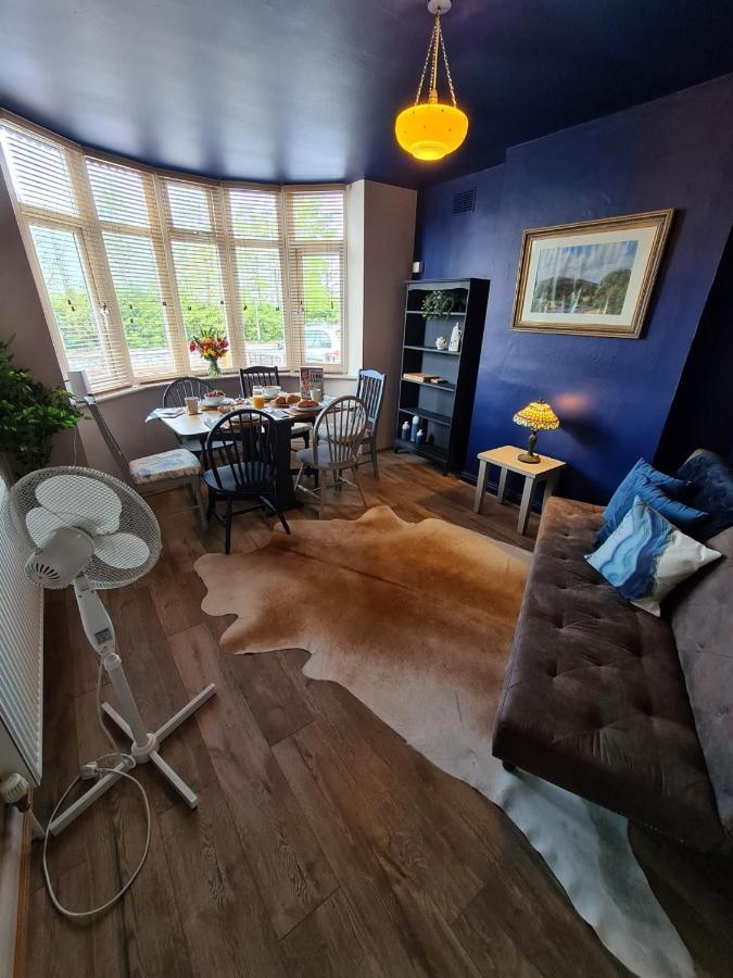 Rumer Hill House A Unique Boutique Styled Place To Stay In Cannock Close To A5 The Mcarthur Glen Outlet Great Wyrley Exterior foto